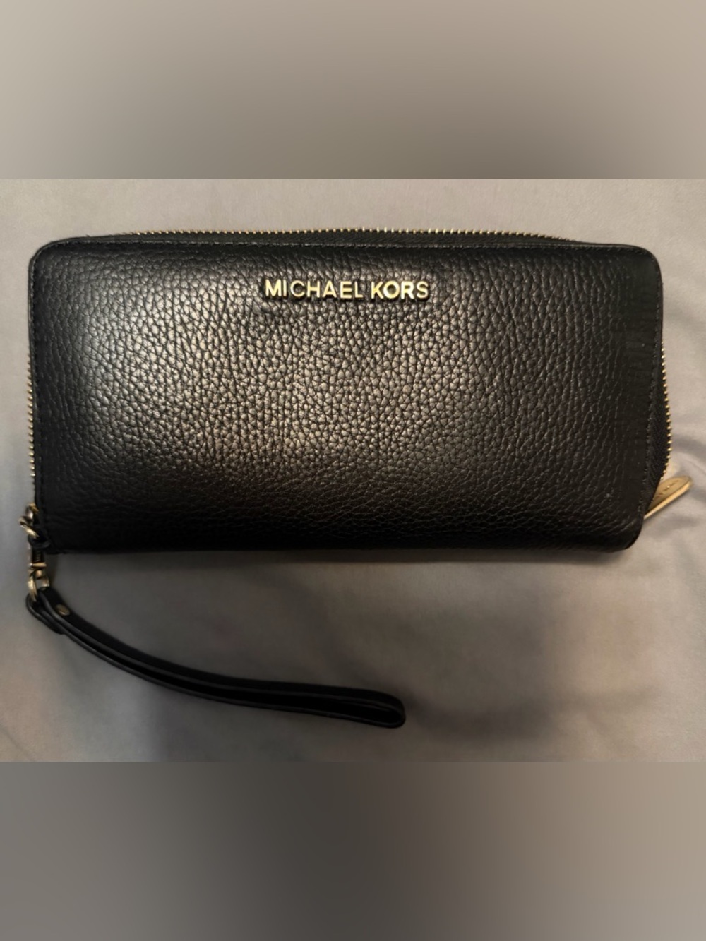 Black Michael Kors Jet Set Travel Large Travel CONTINENTAL Wallet-Wristlet